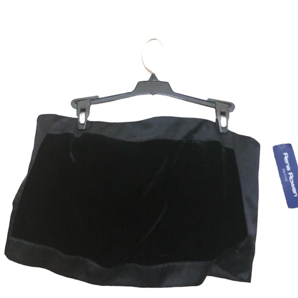 NWT Black velvet corset with boning. 
Size 12P - Picture 2 of 6